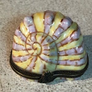Limoges Shell Box with Ship Clasp